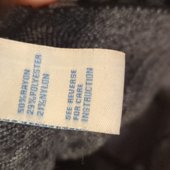 Cocobleu poncho/shrug sweater - Picture 2 of 4